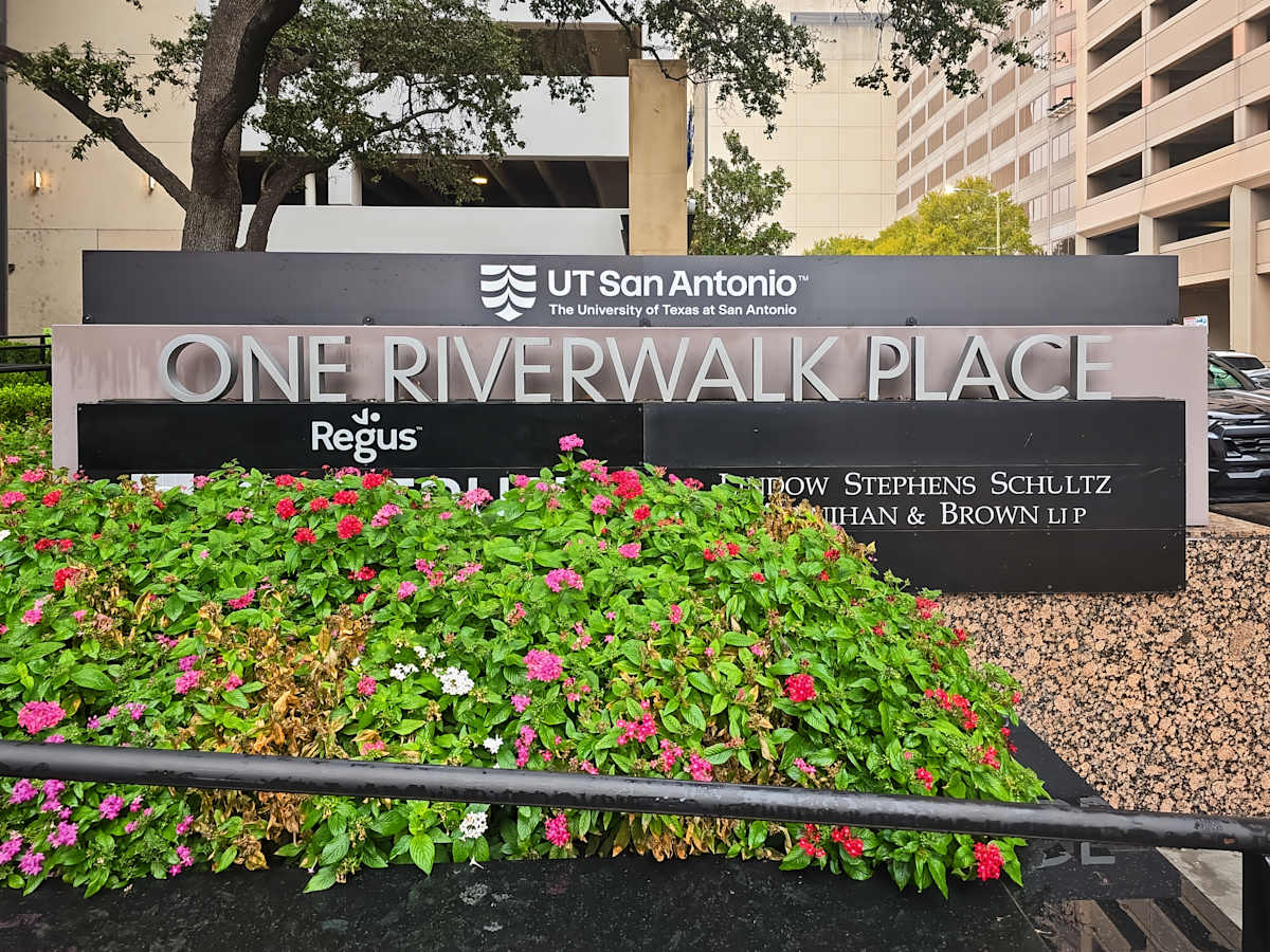 One Riverwalk Place photo 5