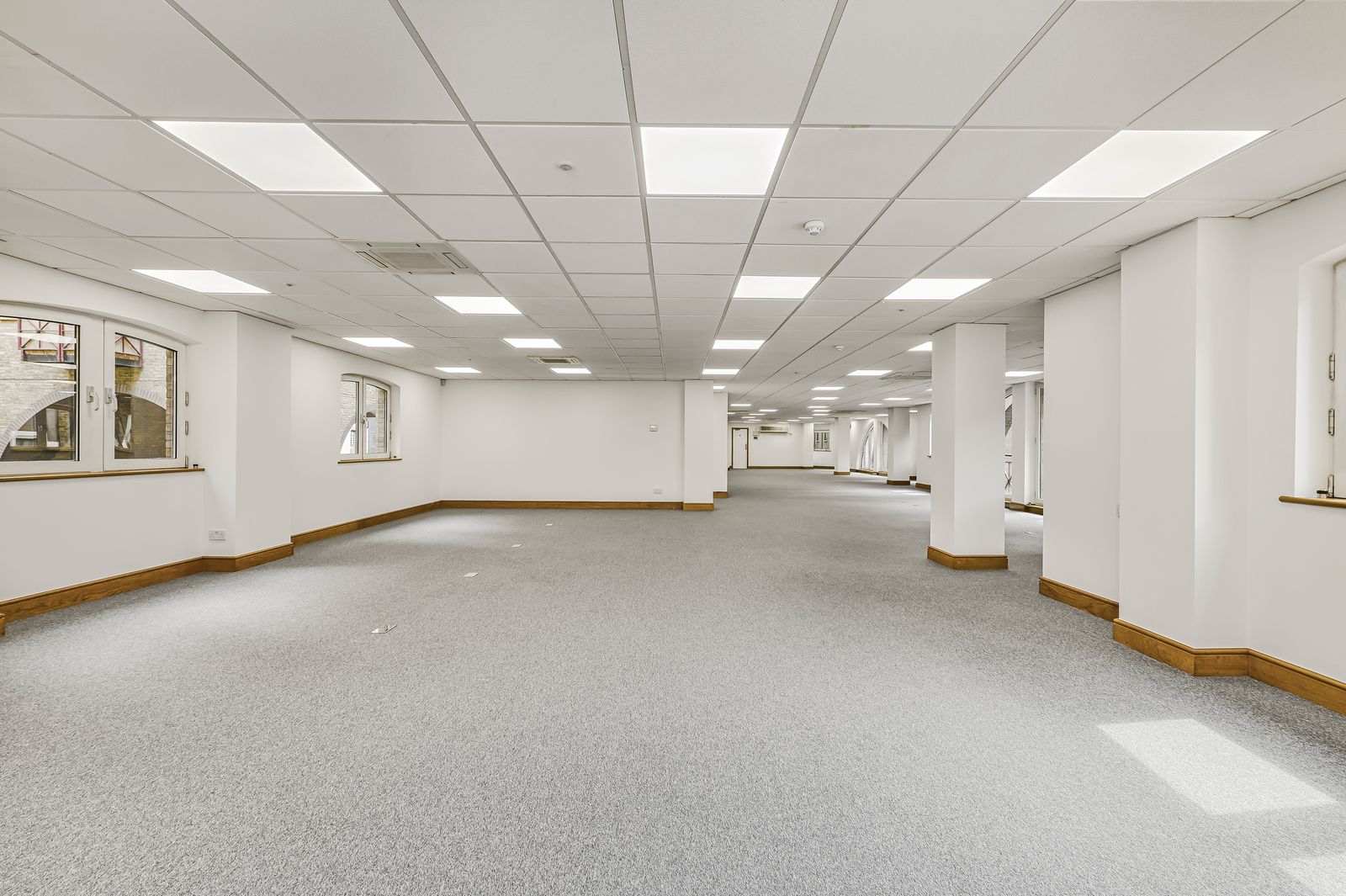 Suite 6, Mill Street photo 5