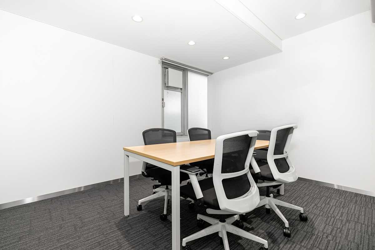 Regus - Tobu Building photo 8
