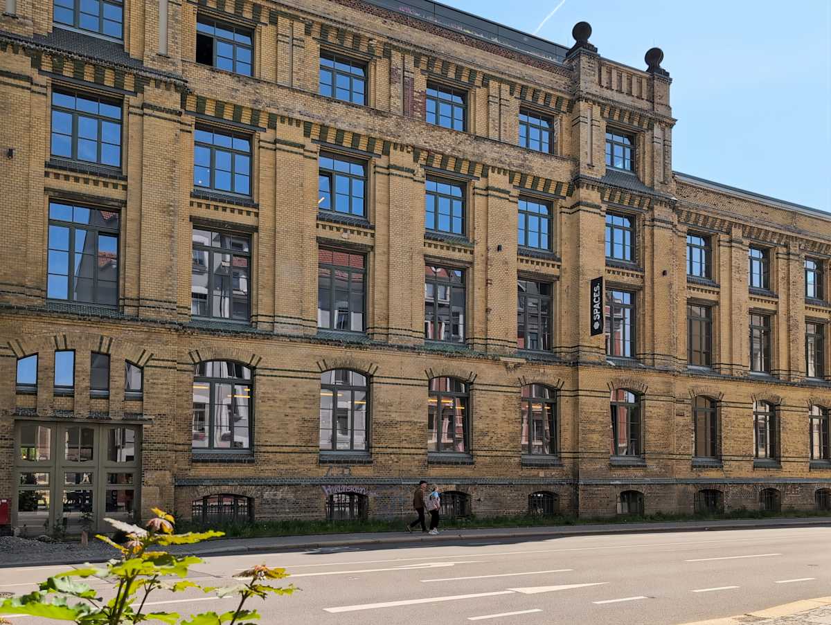 Die Fabrik