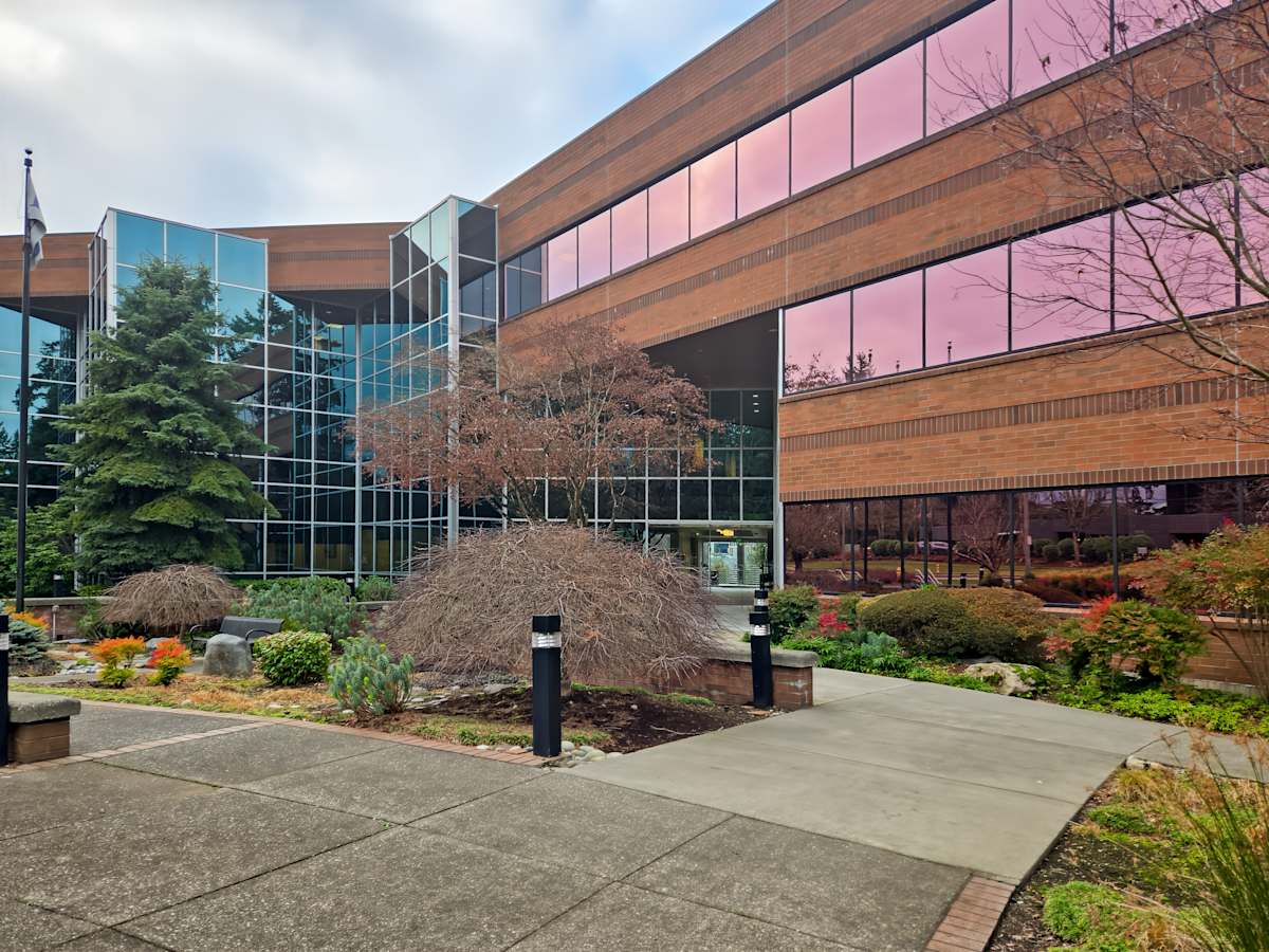 Ridgewood Corporate Square photo 11