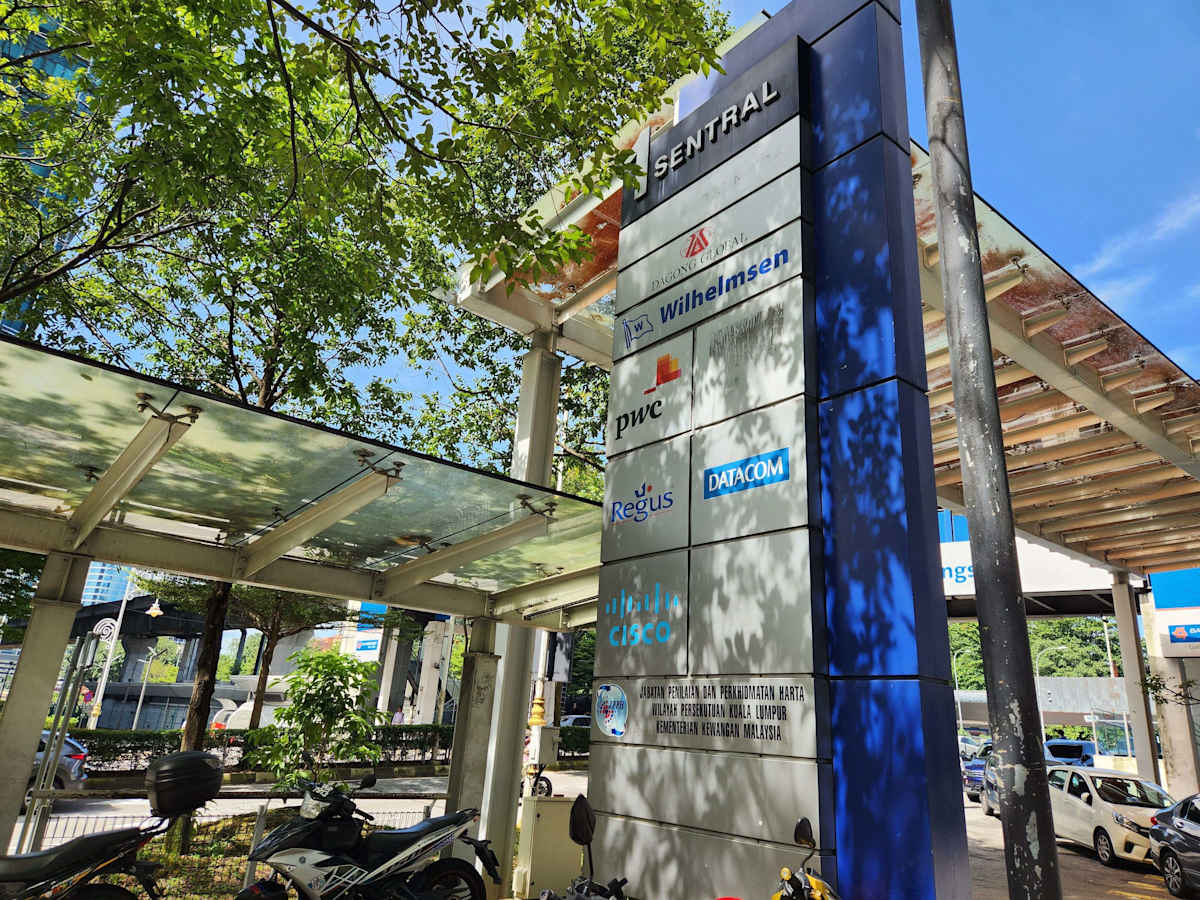 1 Sentral