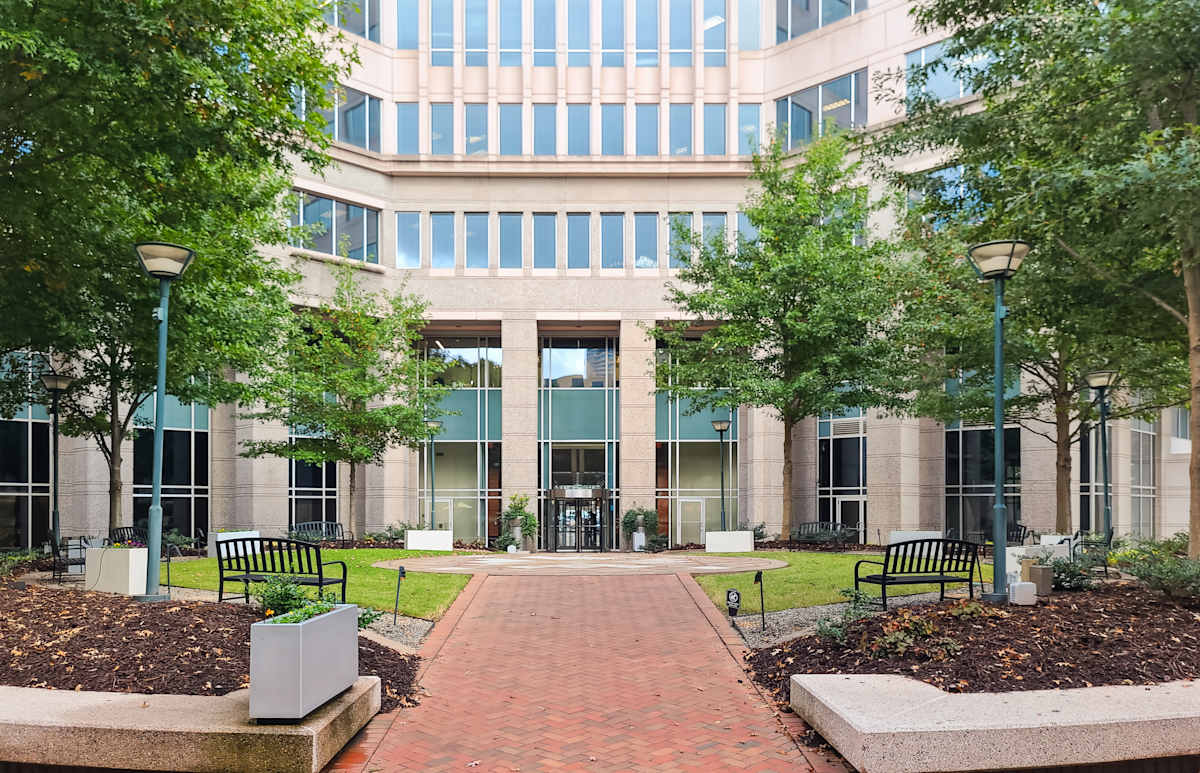 525 North Tryon Street photo 1