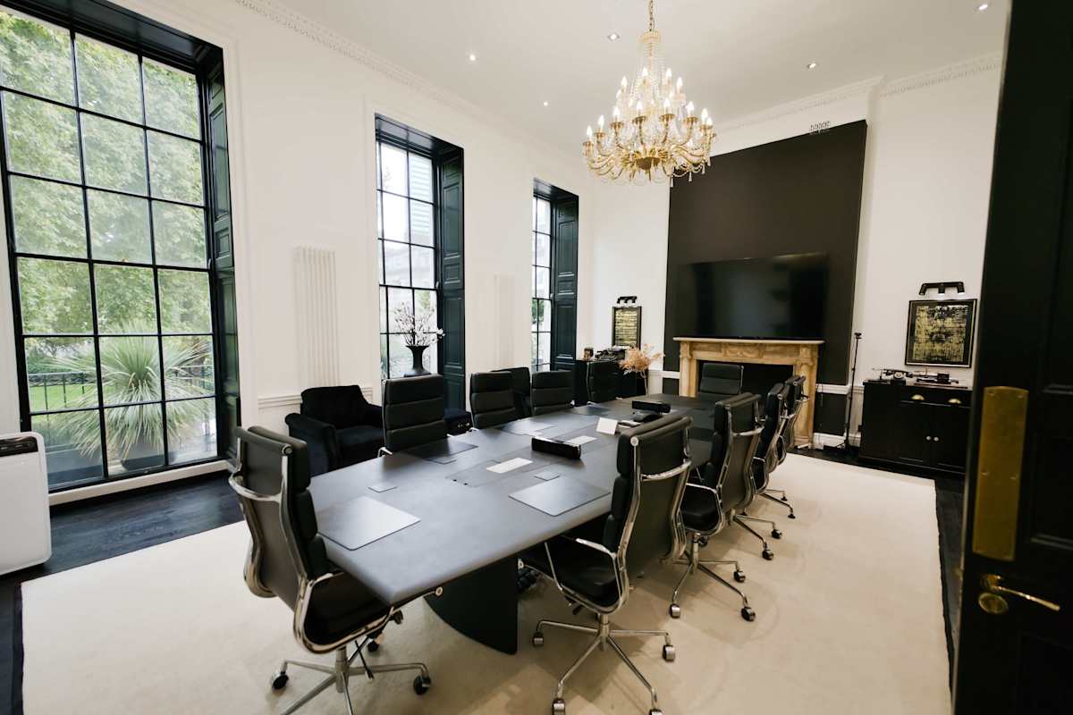 39 Fitzroy Square photo 6