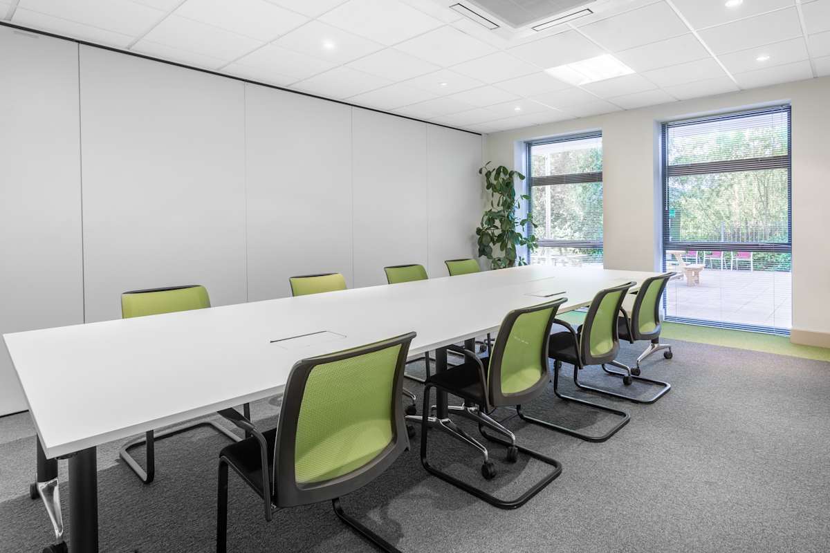 Bromsgrove Enterprise Park photo 7