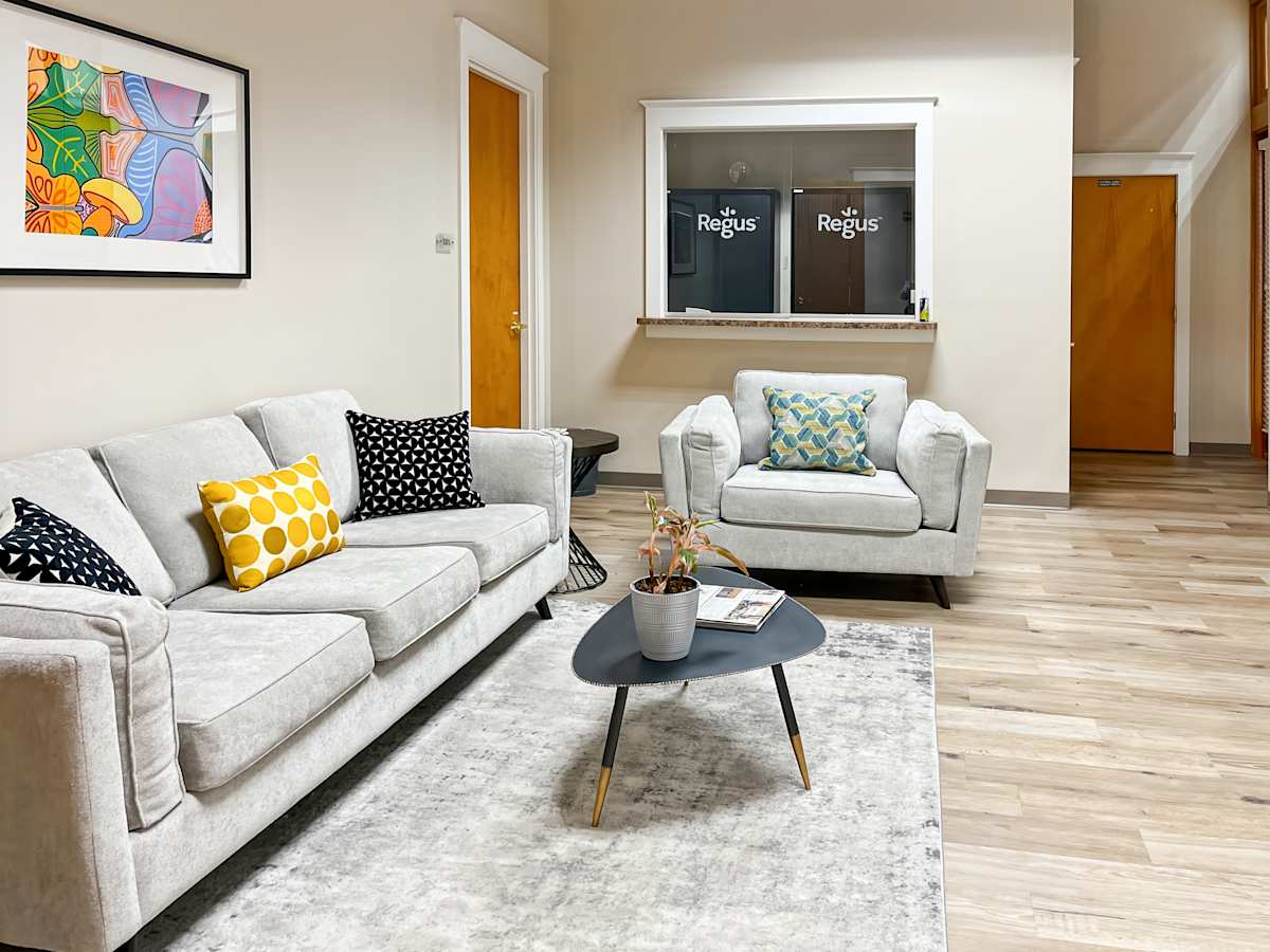 300 East University Avenue photo 2