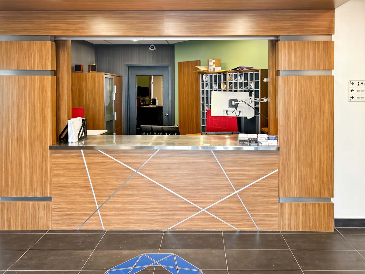 3107 Avenue des Hôtels photo 2