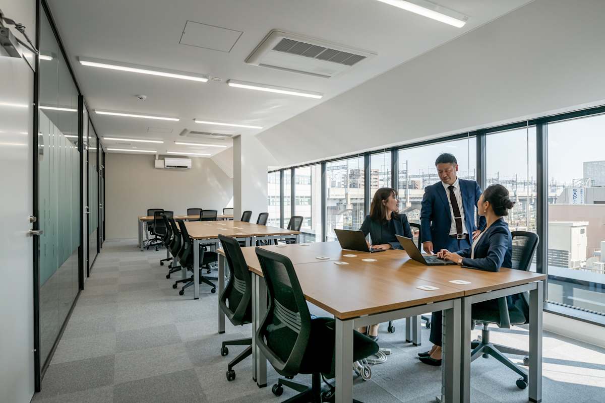 Regus - Shinwa KI Building photo 3
