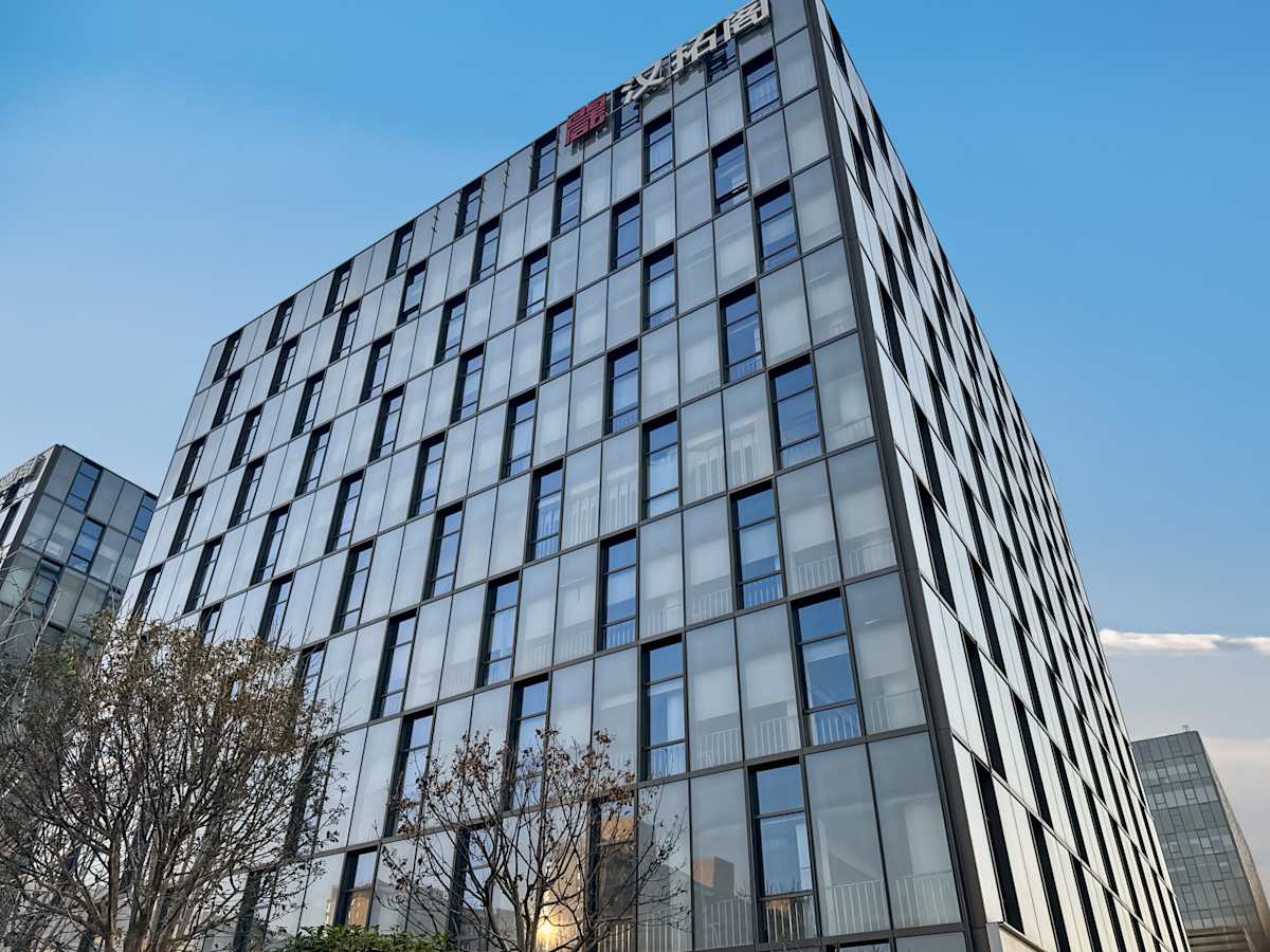 Regus - Xixian New Area Financial Port photo 1