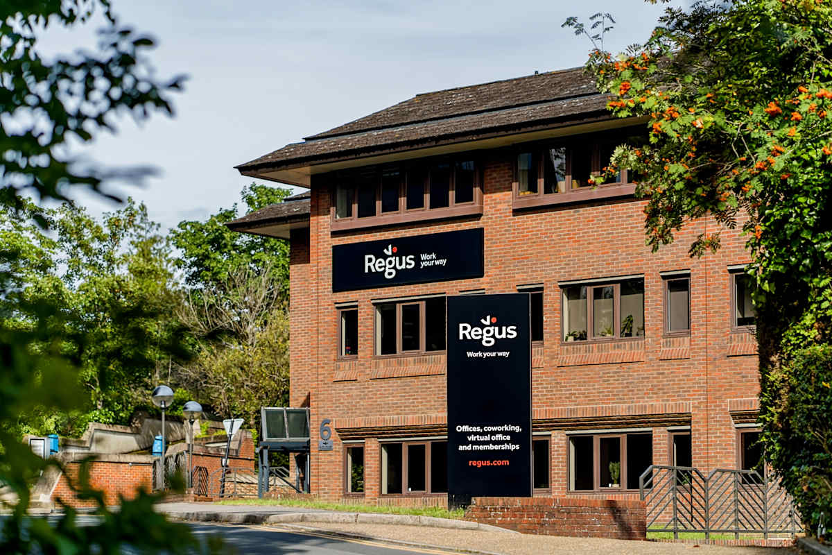 Pluto House