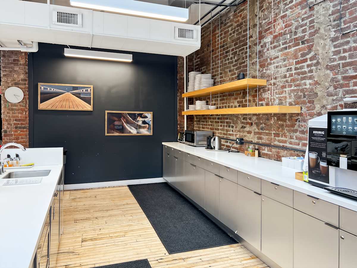 361 Newbury Street photo 6
