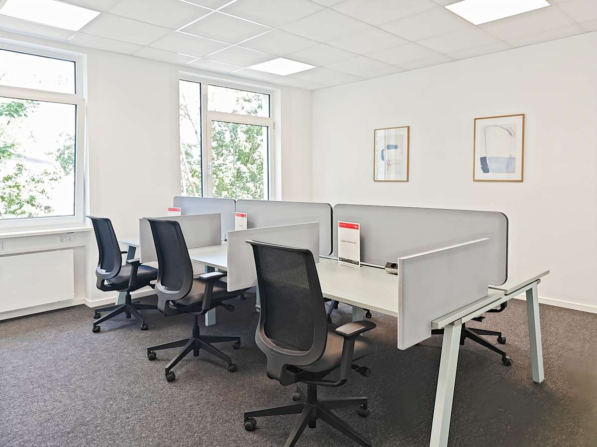 Regus Darmstadt, Roesslerstrasse photo 8