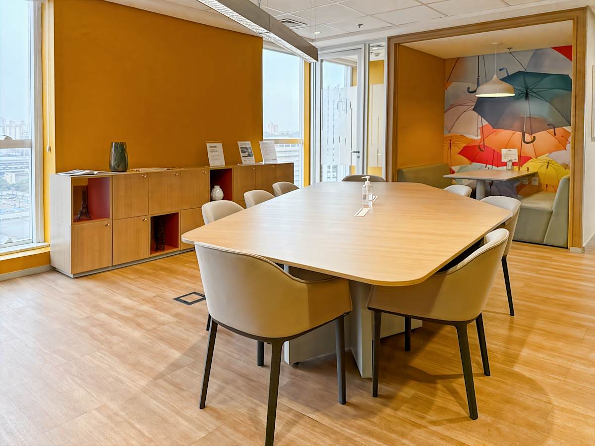 Regus - Domo Corporate photo 9