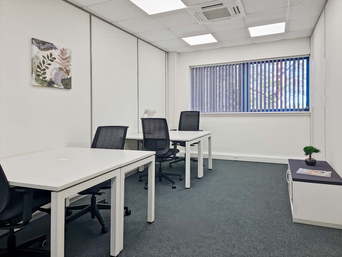 Regus - Aberdeen International Airport photo 9
