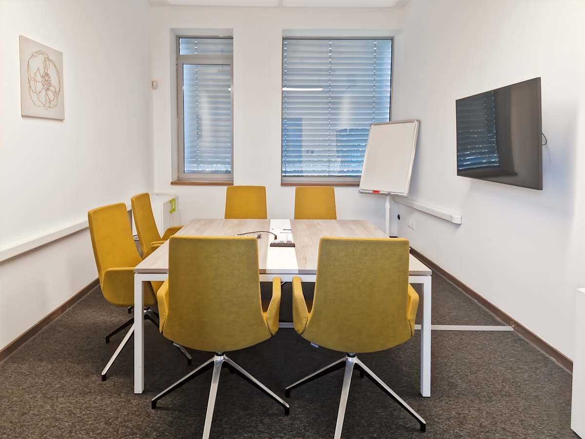 Regus - Szentendre, Dobogókoi út 2 photo 9