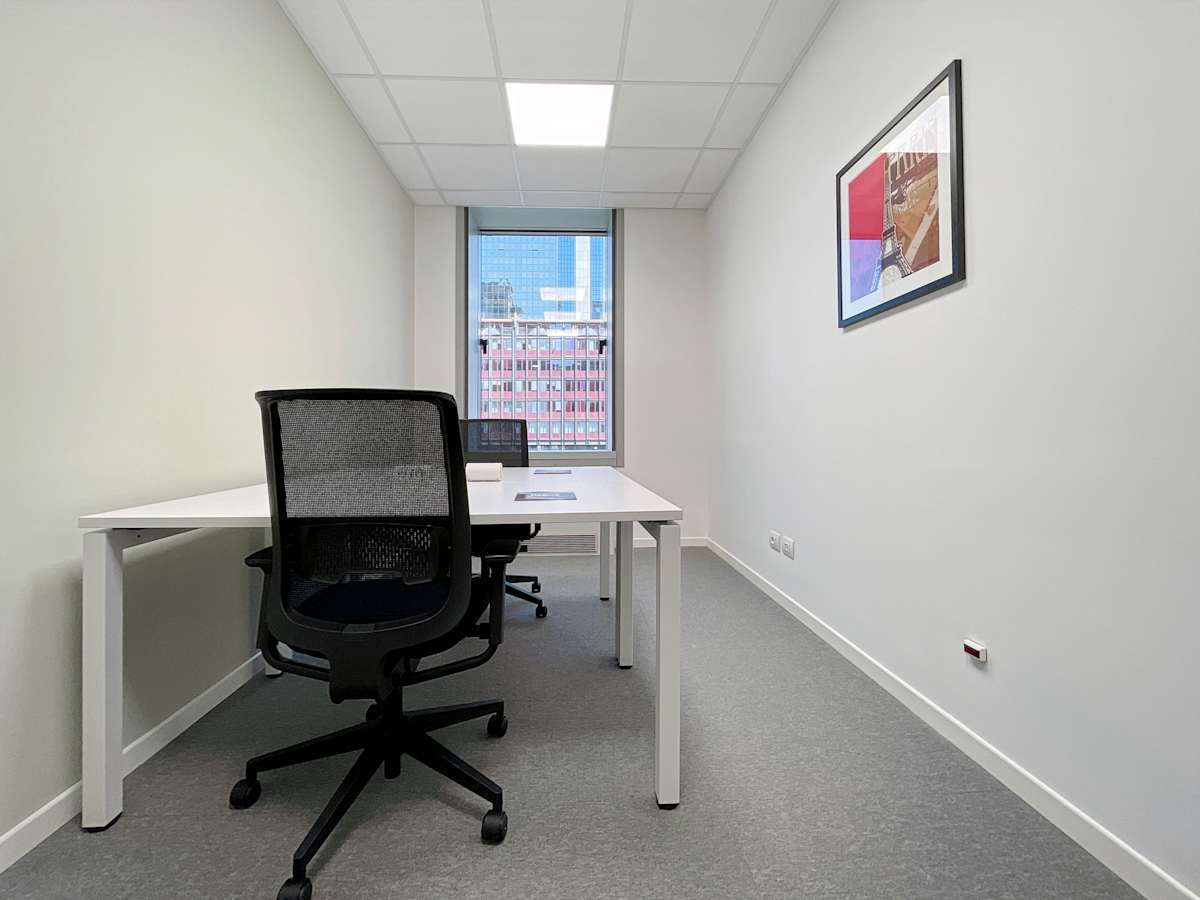 Regus - Napoli, Centro Direzionale photo 6