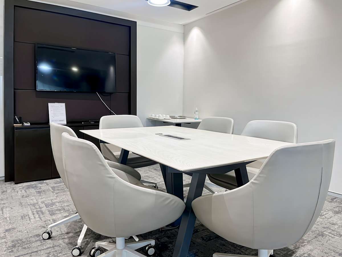 Unitech Cyber Park Tower B photo 10