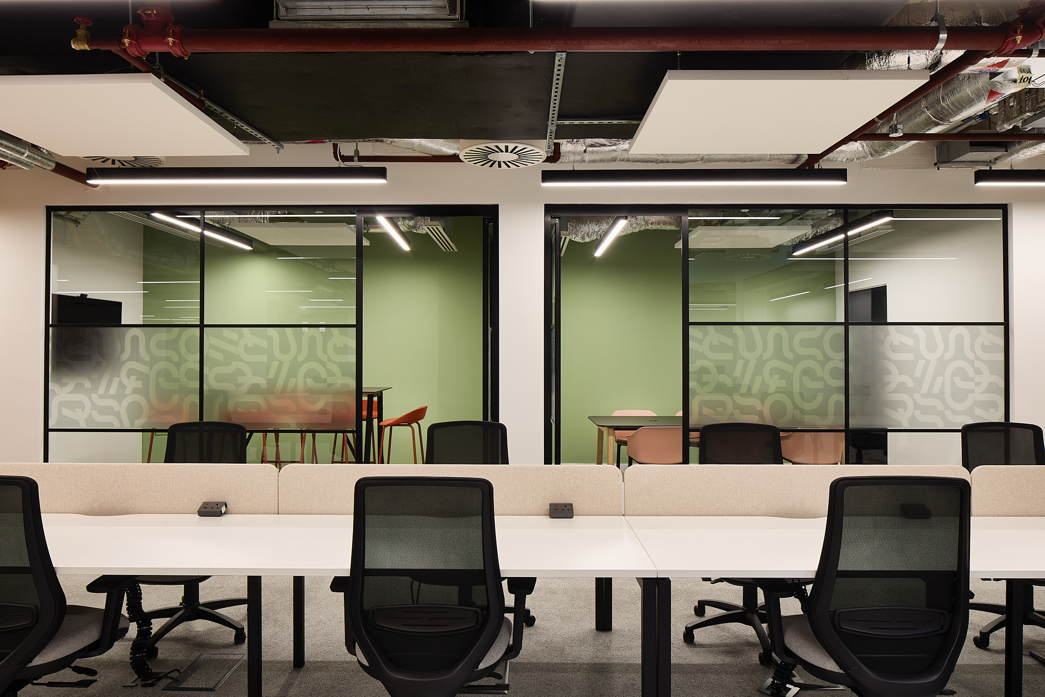 HubHub: Worship Square photo 6