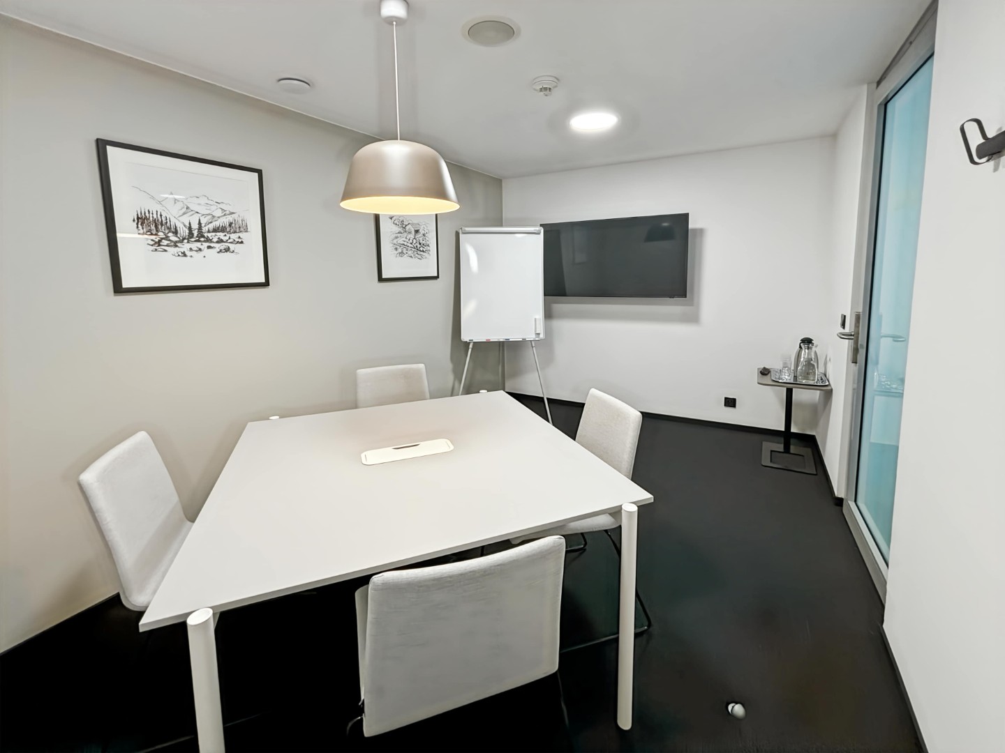 Regus Cassovar photo 11