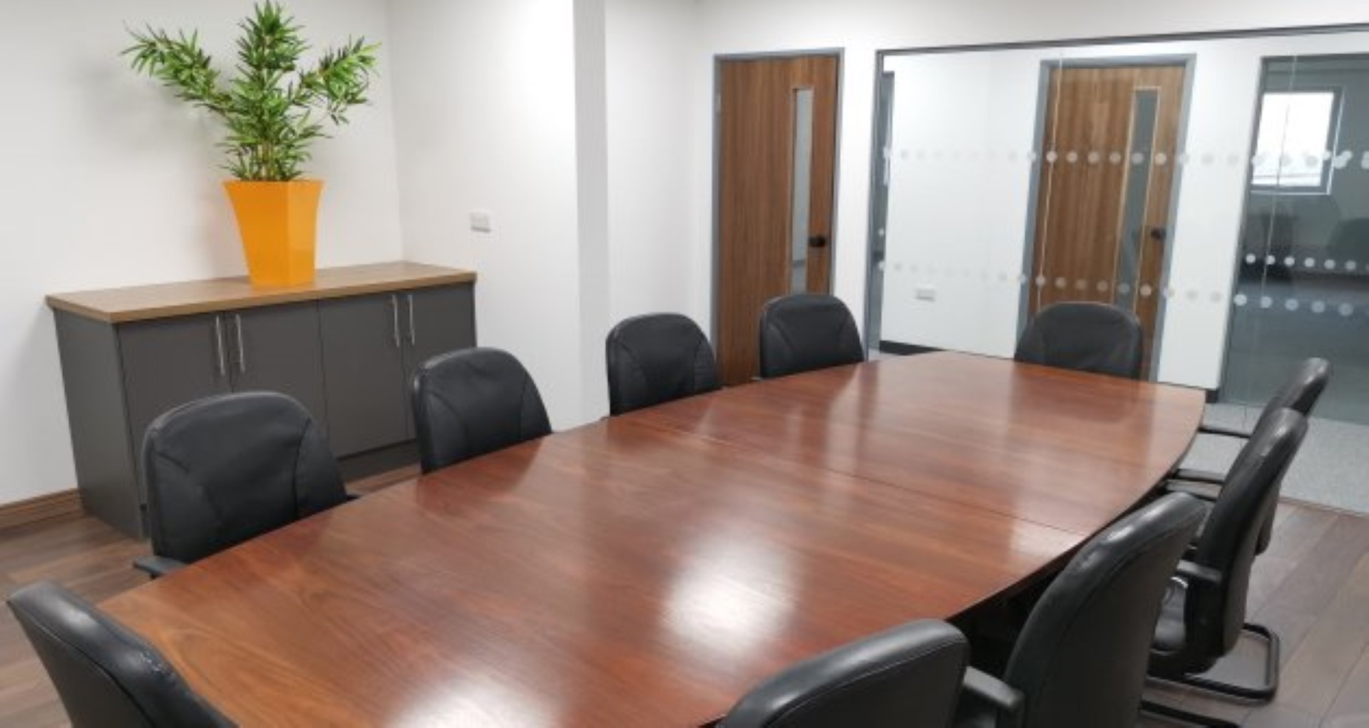 Unit 22 photo 3