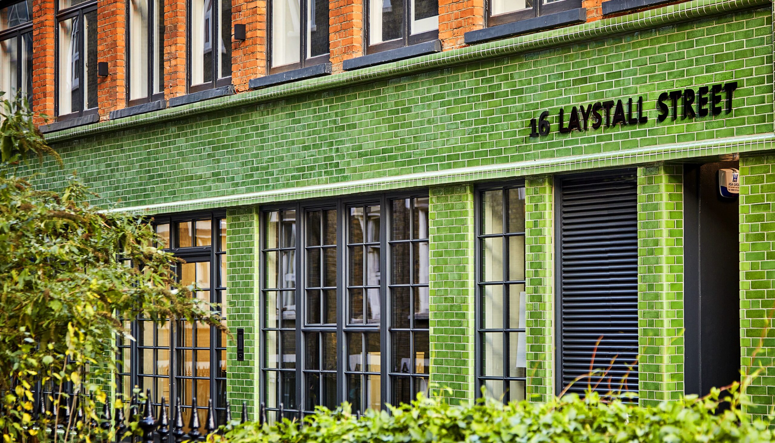 16 Laystall Street photo 2