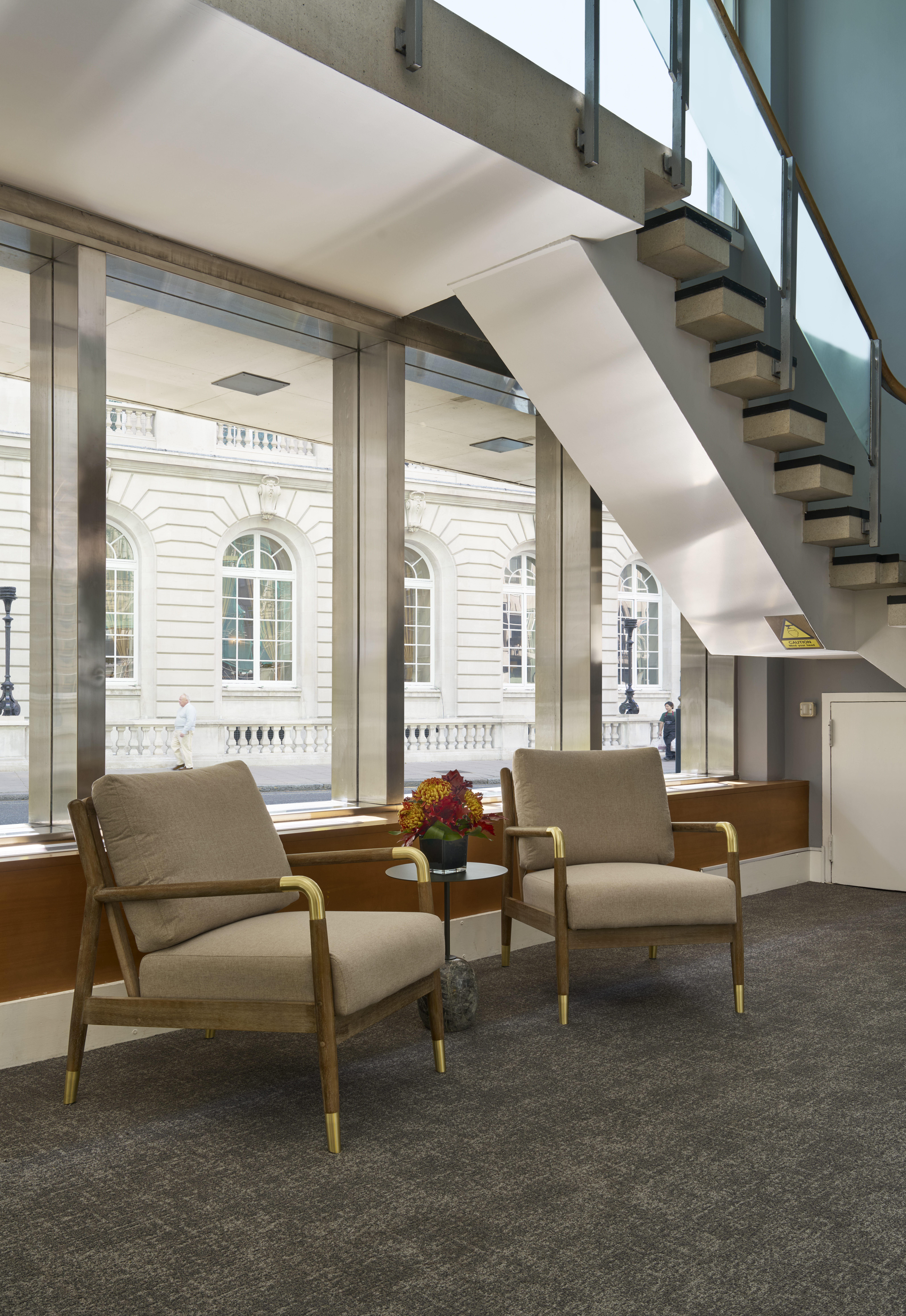 22 St James's Square photo 6