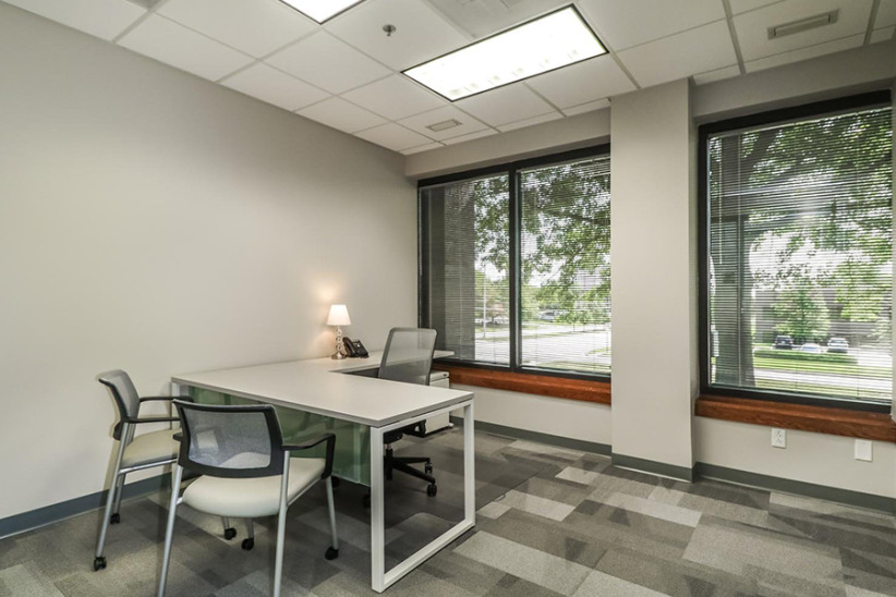 Office Evolution Overland Park photo 1