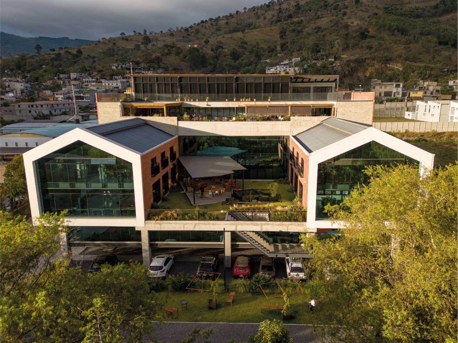 El Cubo Center photo 5