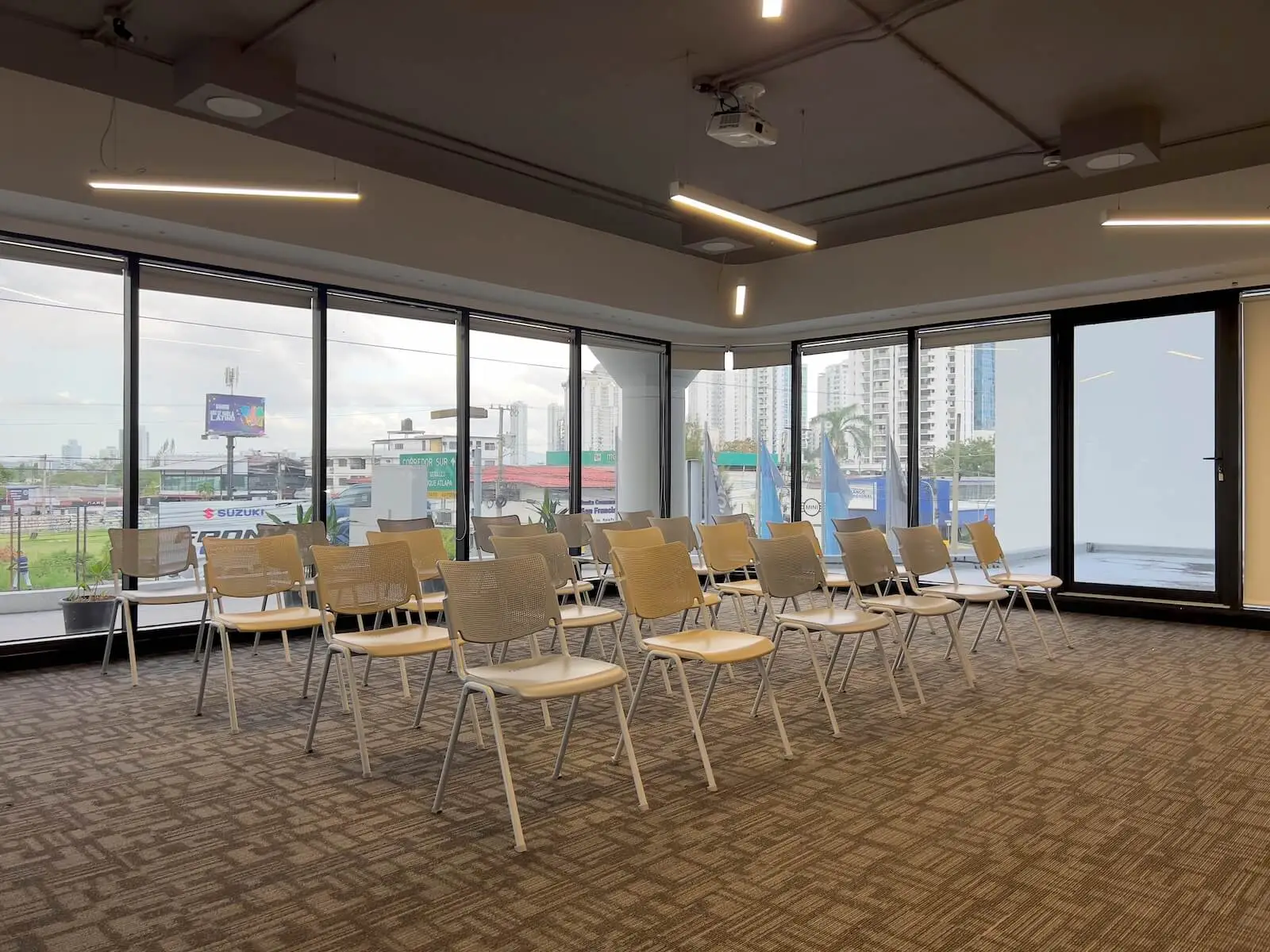 Panama Coworking Center - San Francisco photo 2