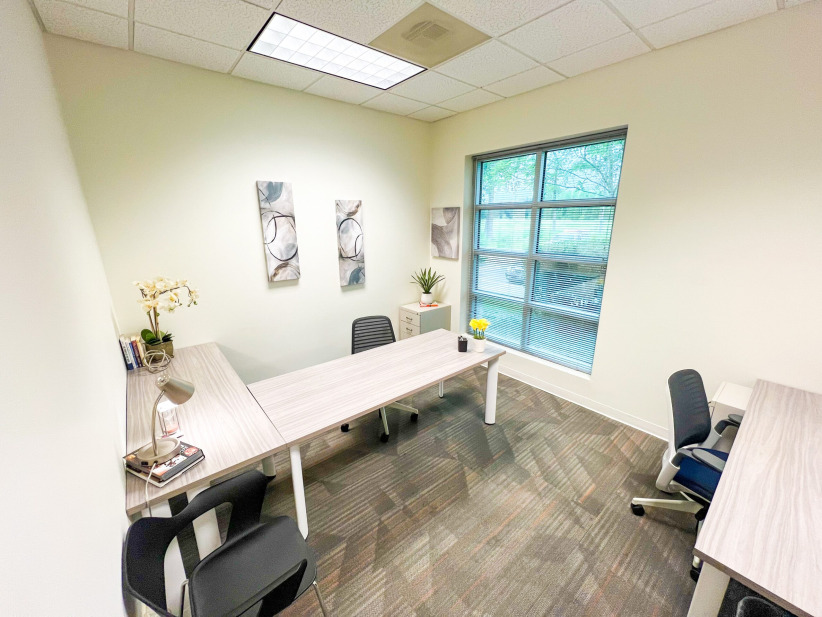 Office Evolution Flowood (Jackson) photo 2