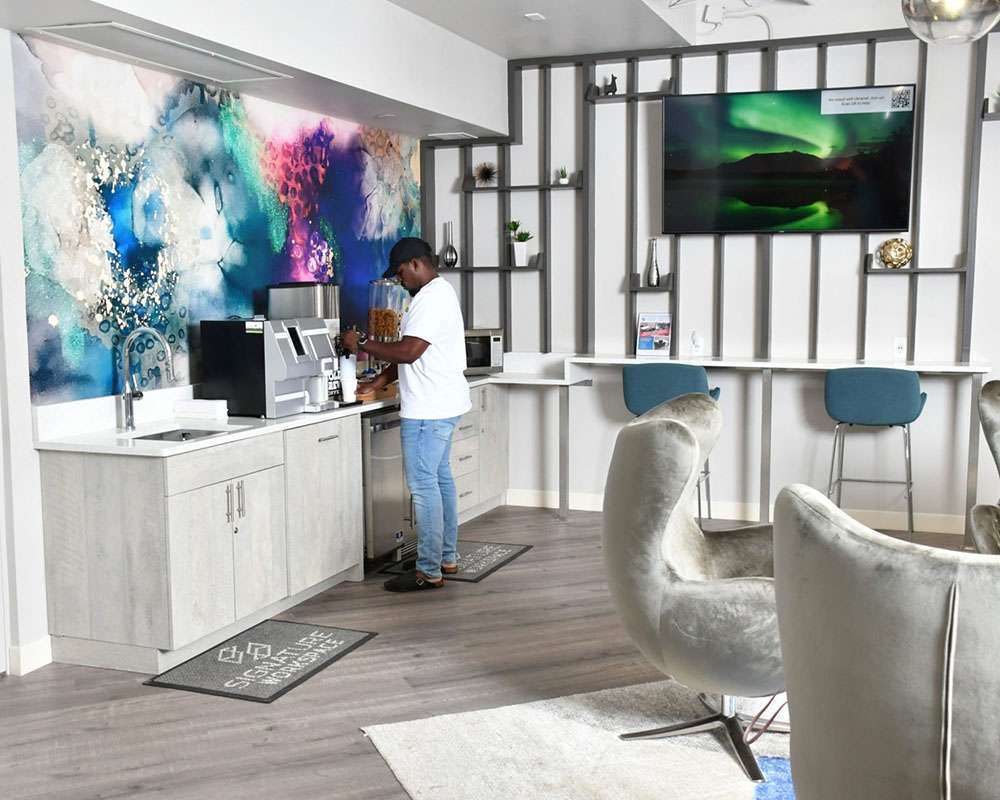 Signature Workspace - North Dale Mabry photo 2