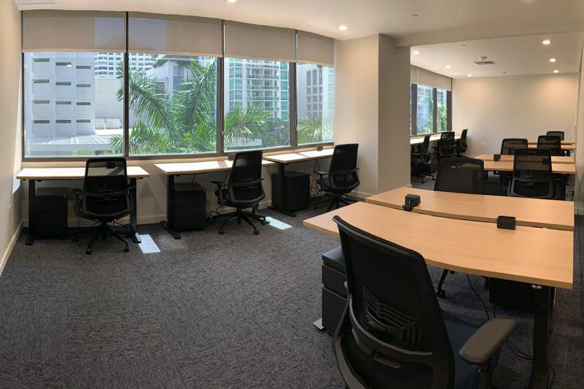 CoSuite - 800 Brickell photo 3