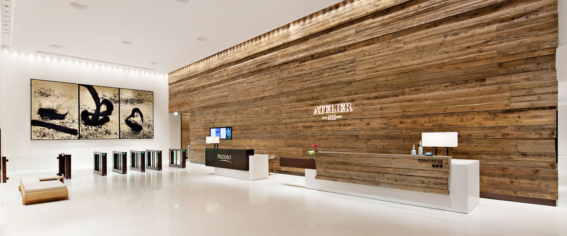 CEO SUITE - New World Tower photo 1