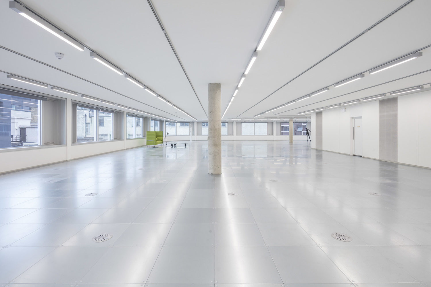 Charlotte Building photo 6