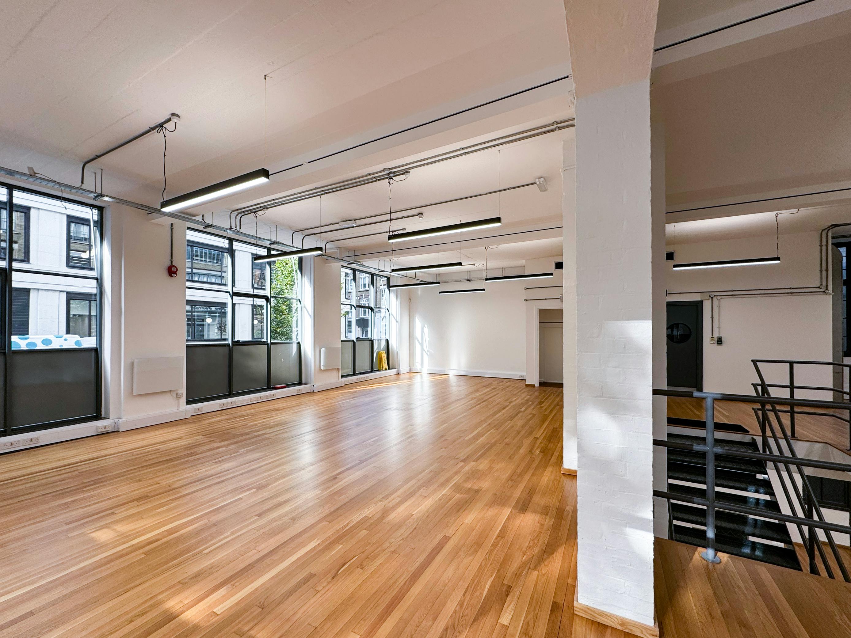 30 Gresse Street photo 7