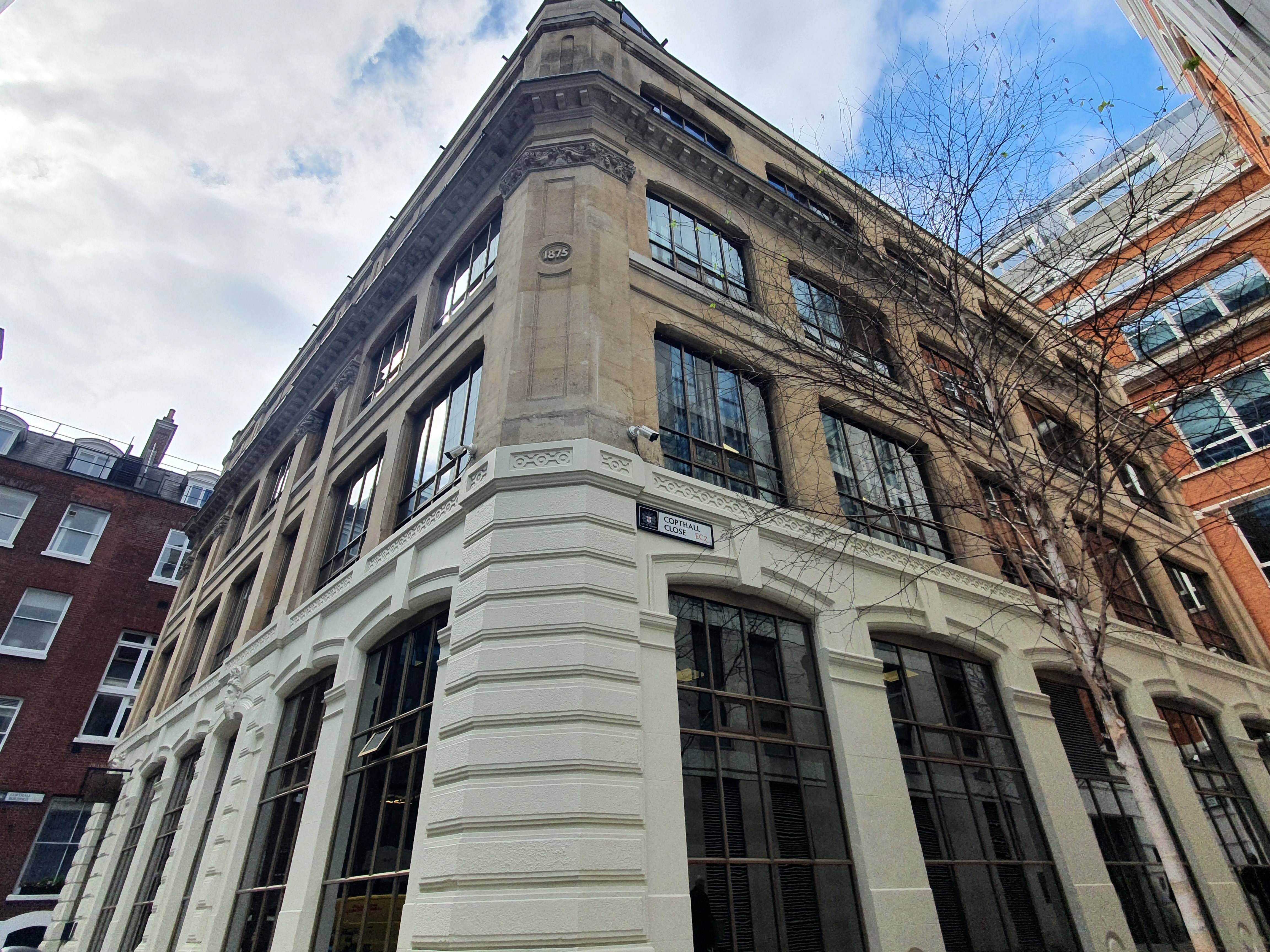 3 Copthall Avenue photo 4