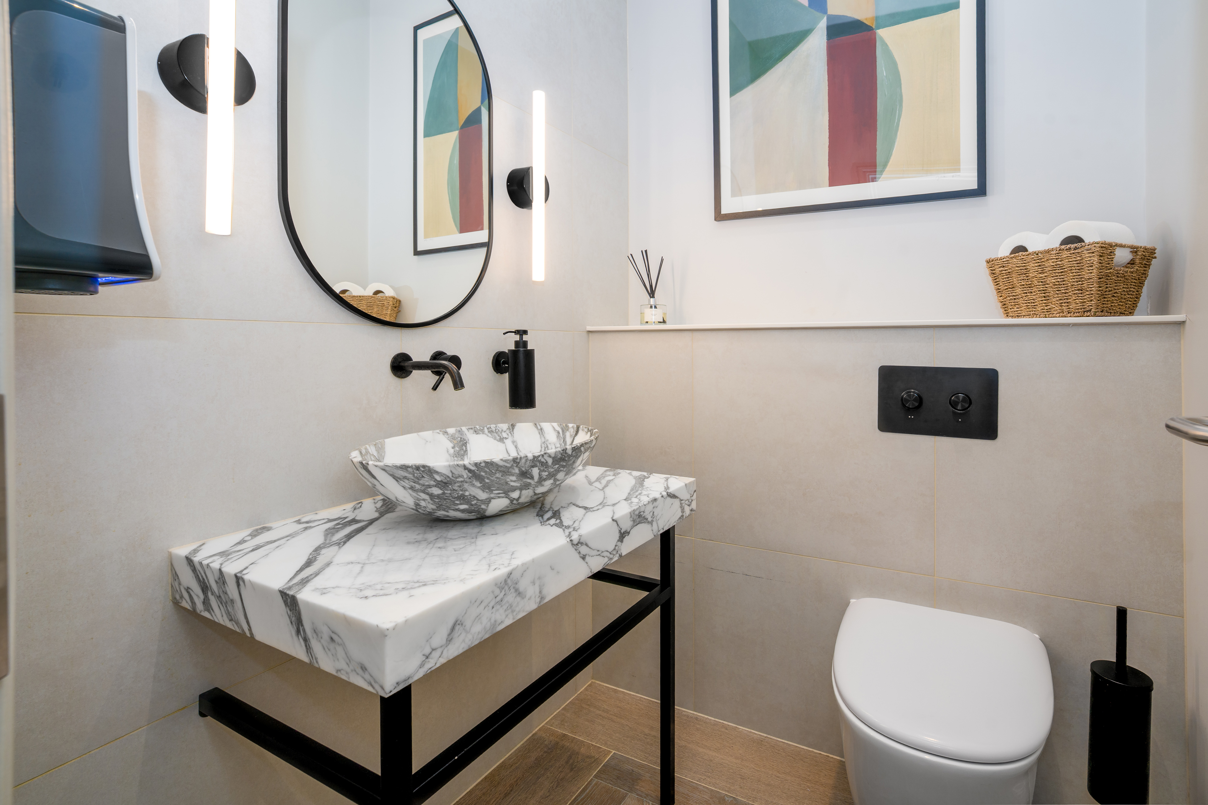  118 Piccadilly photo 4