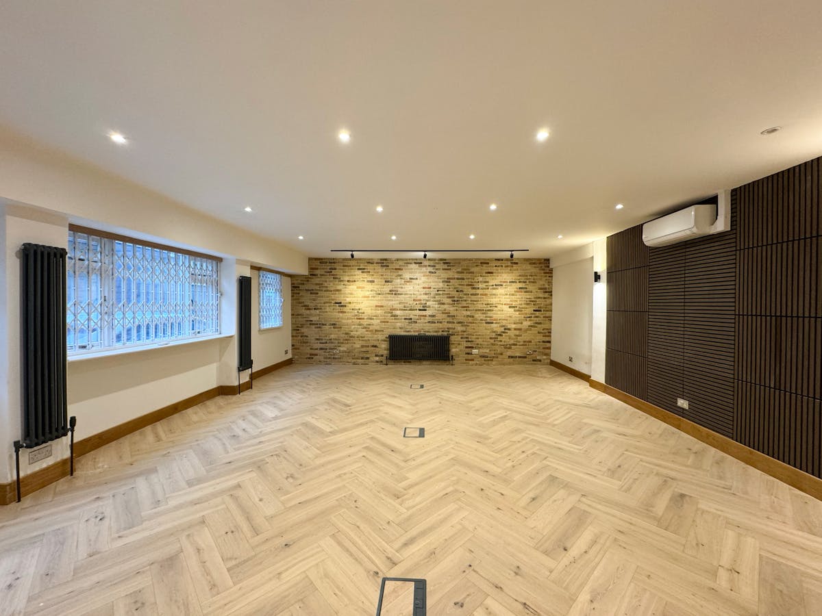  6 Grafton Mews photo 5