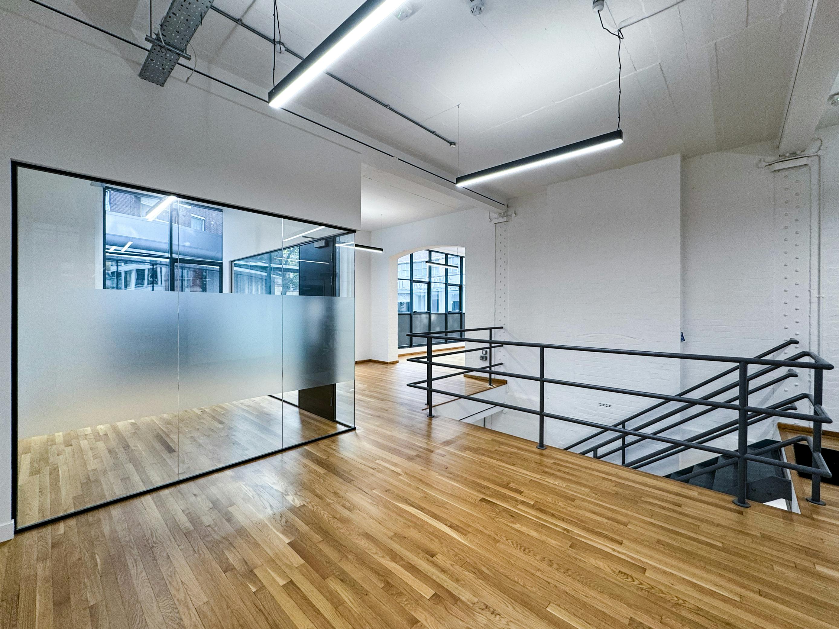 30 Gresse Street photo 8