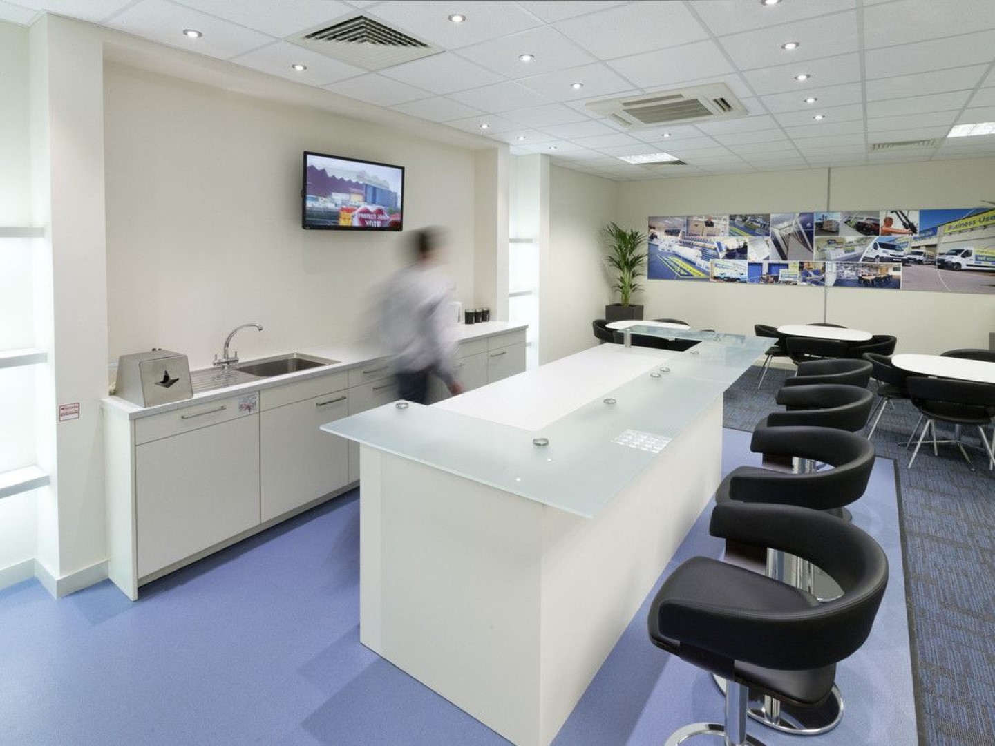 Paisley Office Space photo 3