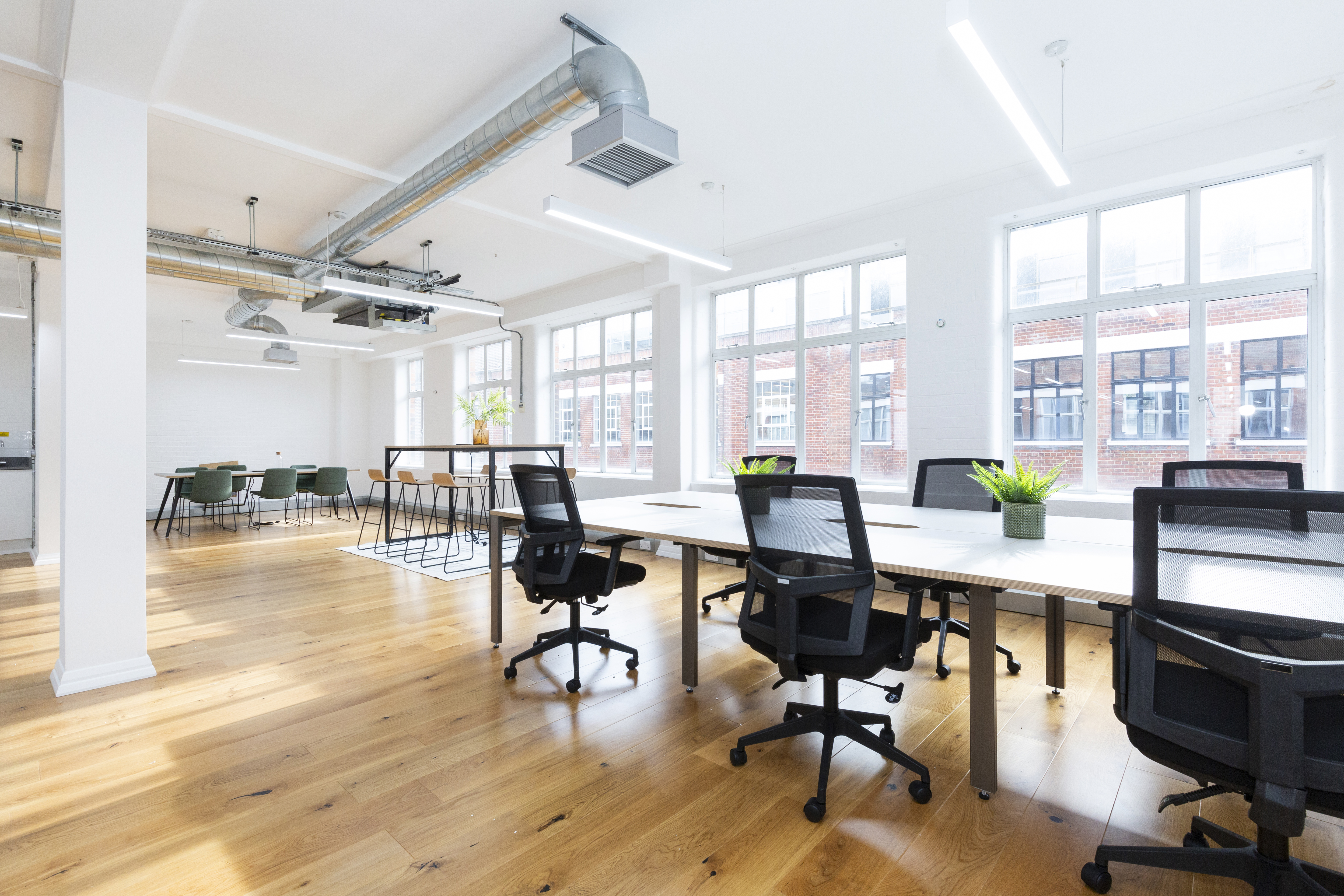 33 Great Sutton Street photo 5