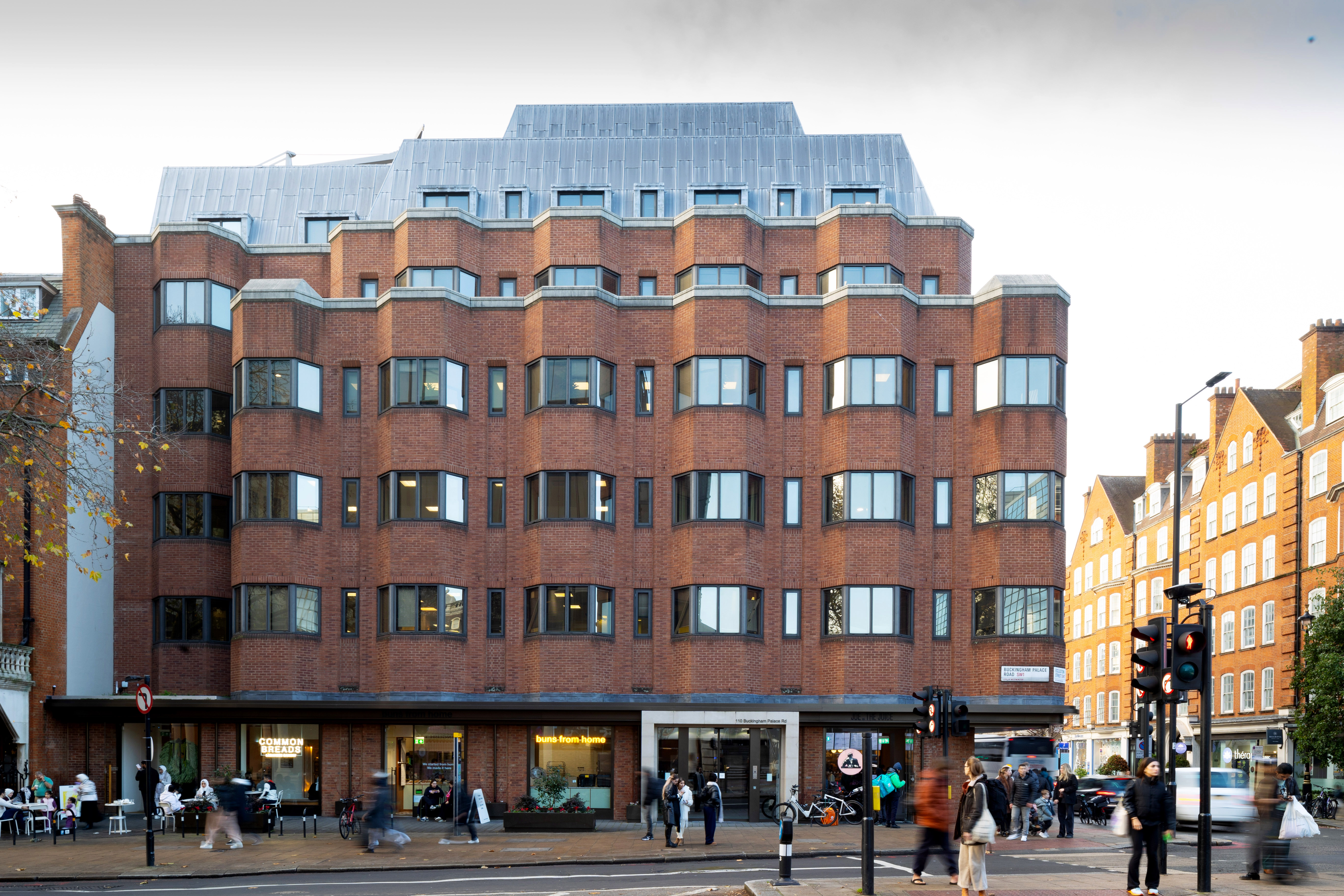110 Buckingham Palace Road photo 8