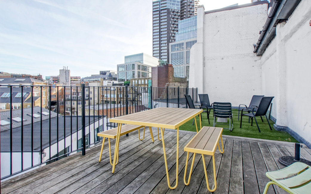 11 Curtain Road photo 7